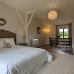 Bed & Breakfast Domaine Du Faure Chadurie
