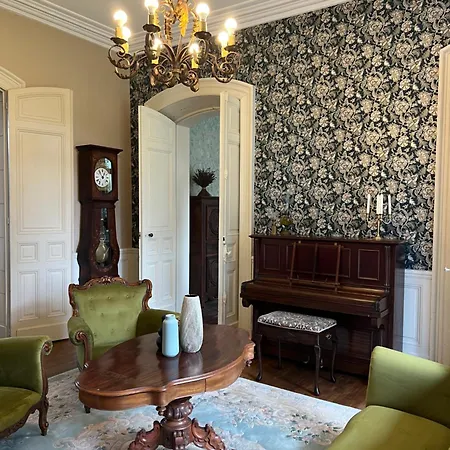 فندق مبيت وإفطار Domaine Du Faure 3*