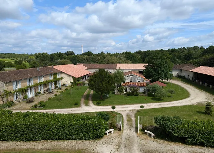 Domaine Du Faure Frühstückspension Chadurie